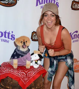 Sarah Hyland / Sarah_Hyland / sarahhyland фото голая #0019