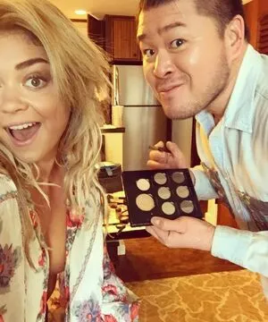 Sarah Hyland / Sarah_Hyland / sarahhyland фото голая #0130