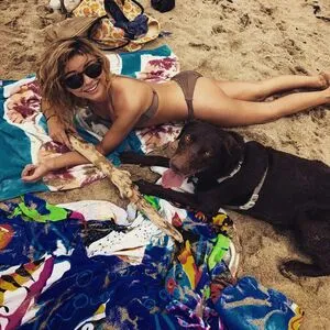 Sarah Hyland / Sarah_Hyland / sarahhyland фото голая #0140