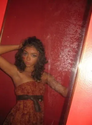 Sarah Hyland / Sarah_Hyland / sarahhyland фото голая #0151