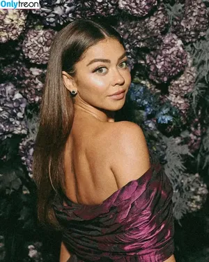 Sarah Hyland / Sarah_Hyland / sarahhyland фото голая #0519