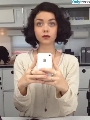 Sarah Hyland / Sarah_Hyland / sarahhyland фото голая #0544