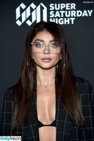 Sarah Hyland / Sarah_Hyland / sarahhyland фото голая #0566