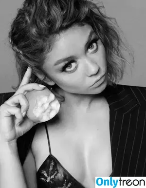 Sarah Hyland / Sarah_Hyland / sarahhyland фото голая #0632