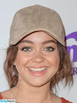 Sarah Hyland / Sarah_Hyland / sarahhyland фото голая #0819