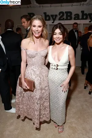 Sarah Hyland / Sarah_Hyland / sarahhyland фото голая #0910