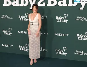 Sarah Hyland / Sarah_Hyland / sarahhyland фото голая #0914