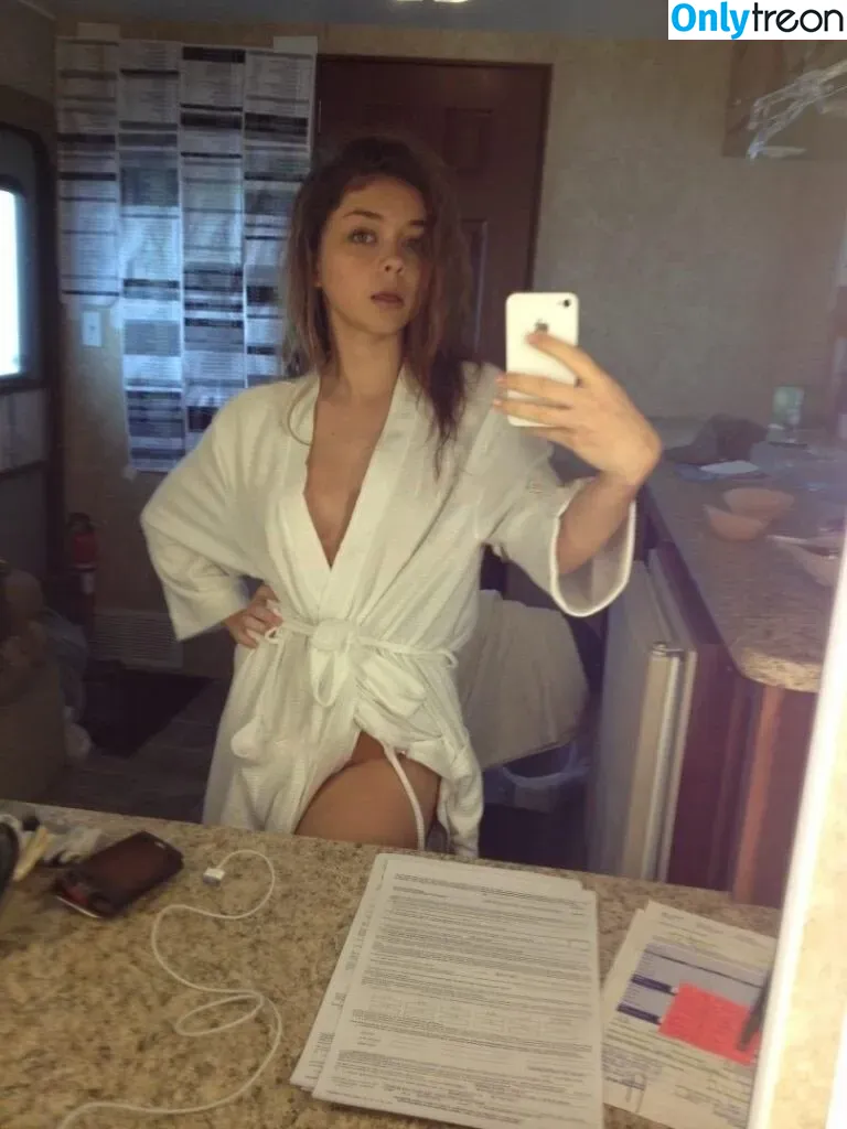 Sarah Hyland голая photo #0026 (Sarah_Hyland / sarahhyland)