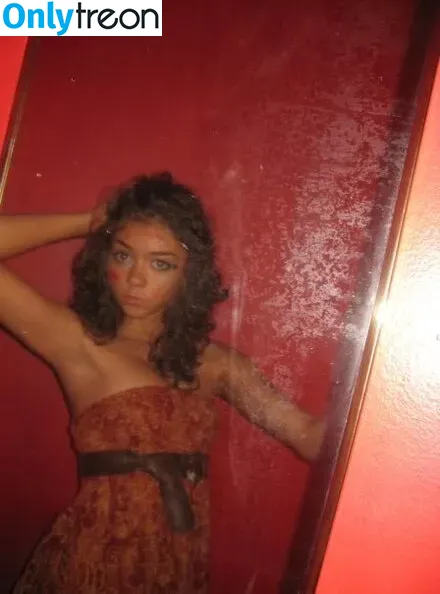 Sarah Hyland голая photo #0151 (Sarah_Hyland / sarahhyland)