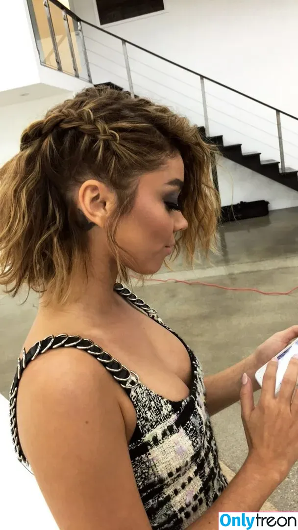 Sarah Hyland голая photo #0246 (Sarah_Hyland / sarahhyland)