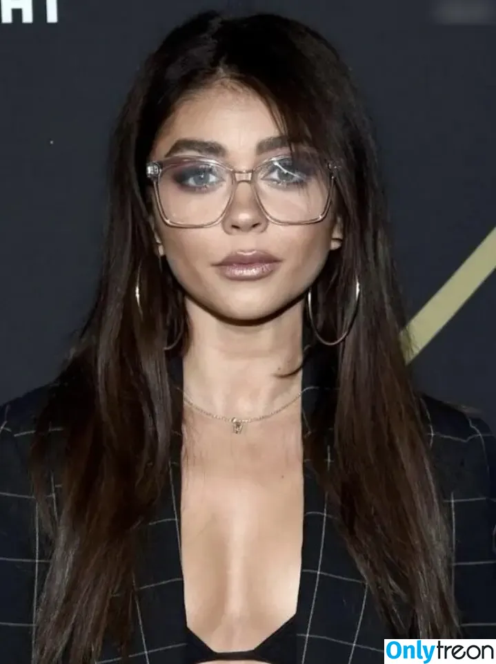 Sarah Hyland nude photo #0761 (Sarah_Hyland / sarahhyland)