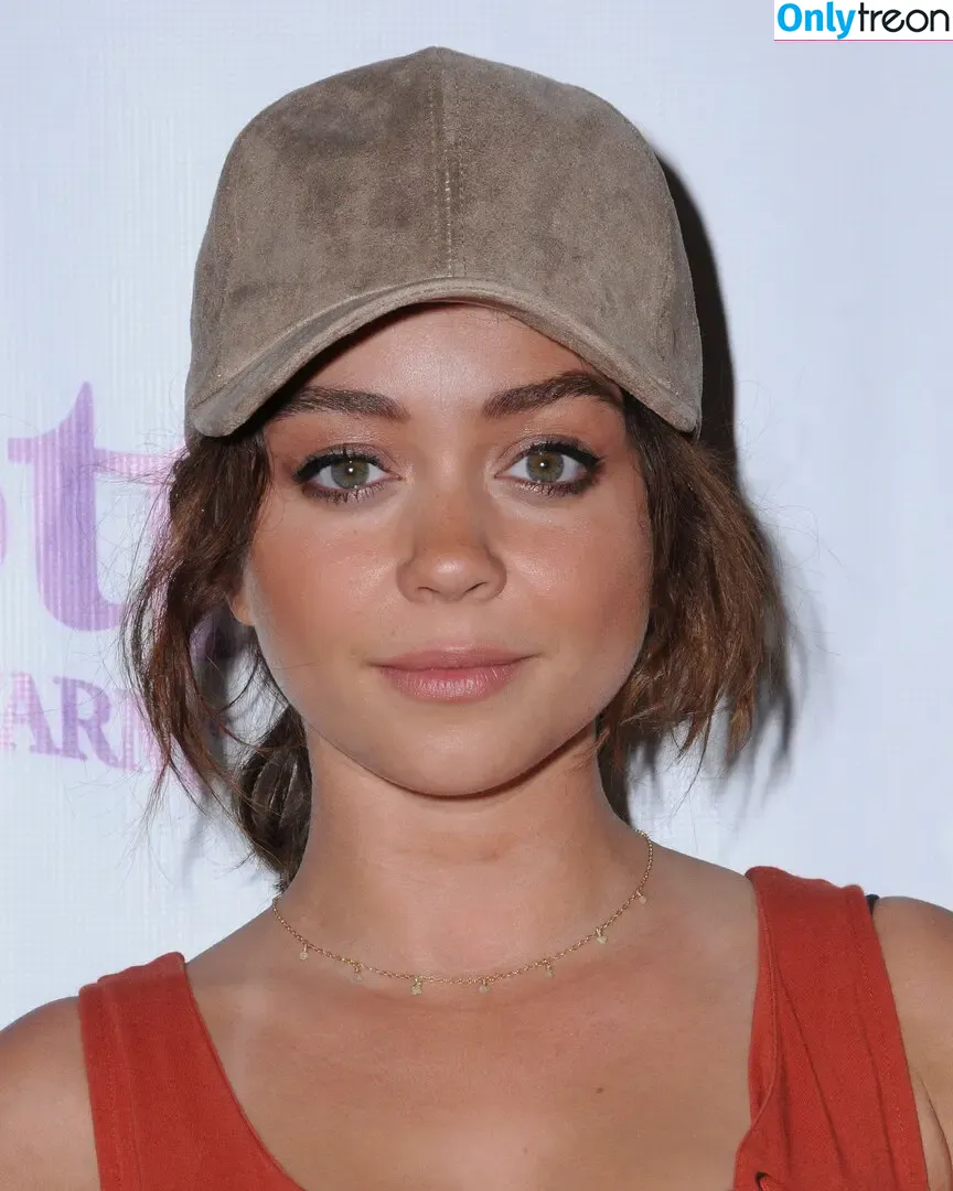 Sarah Hyland nude photo #0795 (Sarah_Hyland / sarahhyland)