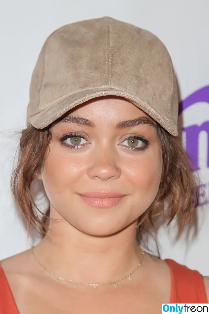 Sarah Hyland nude photo #0815 (Sarah_Hyland / sarahhyland)