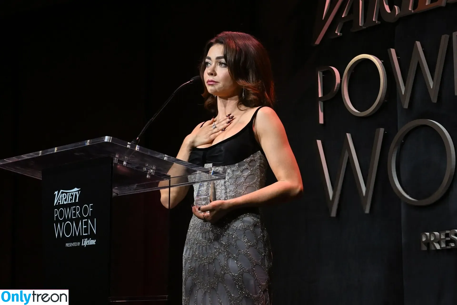 Sarah Hyland nude photo #0895 (Sarah_Hyland / sarahhyland)