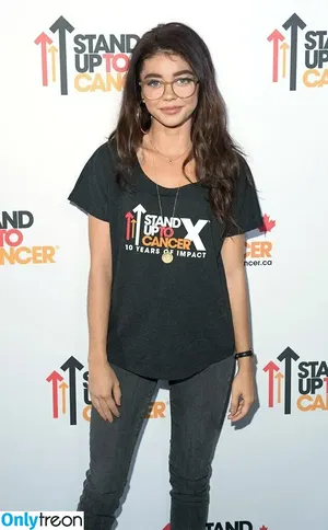 Sarah Hyland / Sarah_Hyland / sarahhyland фото голая #1125