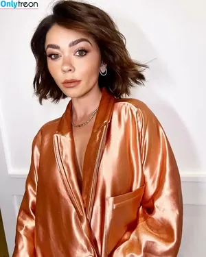Sarah Hyland / Sarah_Hyland / sarahhyland nude photo #1263