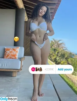 Sarah Jeffery / sarahmjeffery nude photo #0136