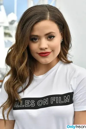 Sarah Jeffery / sarahmjeffery nude photo #0141