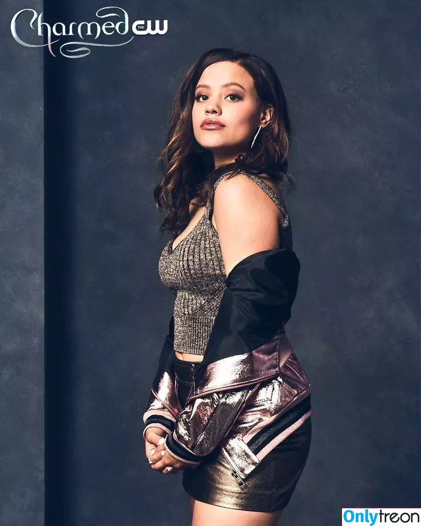 Sarah Jeffery голая photo #0007 (lazy_lewds55 / sarahmjeffery)