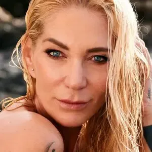 Sarah Kern / sarahkern_official nude photo #0002