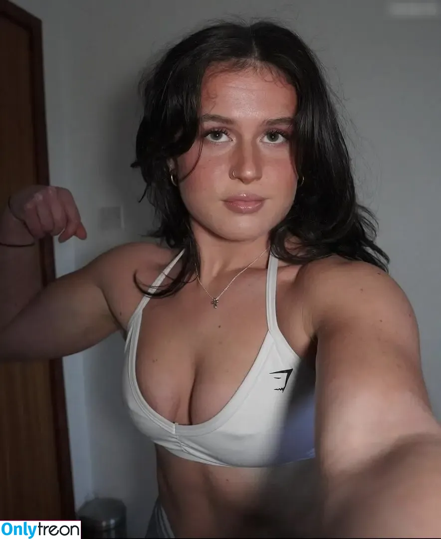 Sarah Mackay голая photo #0010 (Liftwsarah)