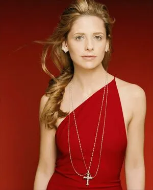 Sarah Michelle Gellar / sarahmgellar nude photo #0218