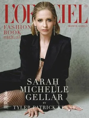 Sarah Michelle Gellar / sarahmgellar nude photo #0257