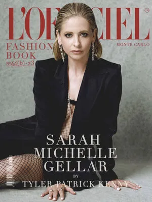Sarah Michelle Gellar / sarahmgellar nude photo #0270