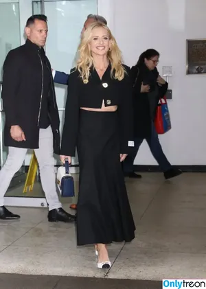 Sarah Michelle Gellar / sarahmgellar фото голая #0788