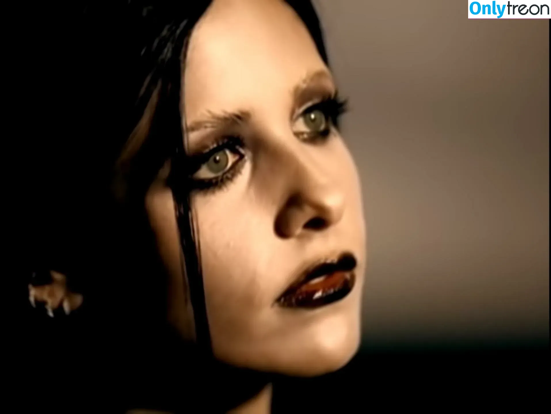 Sarah Michelle Gellar голая photo #0217 (sarahmgellar)