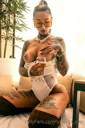 Sarah Schmidt / amarilla_bombshell / somaliasworld / xsarah.schmidtx / xsarahschmidtx nude photo #0043