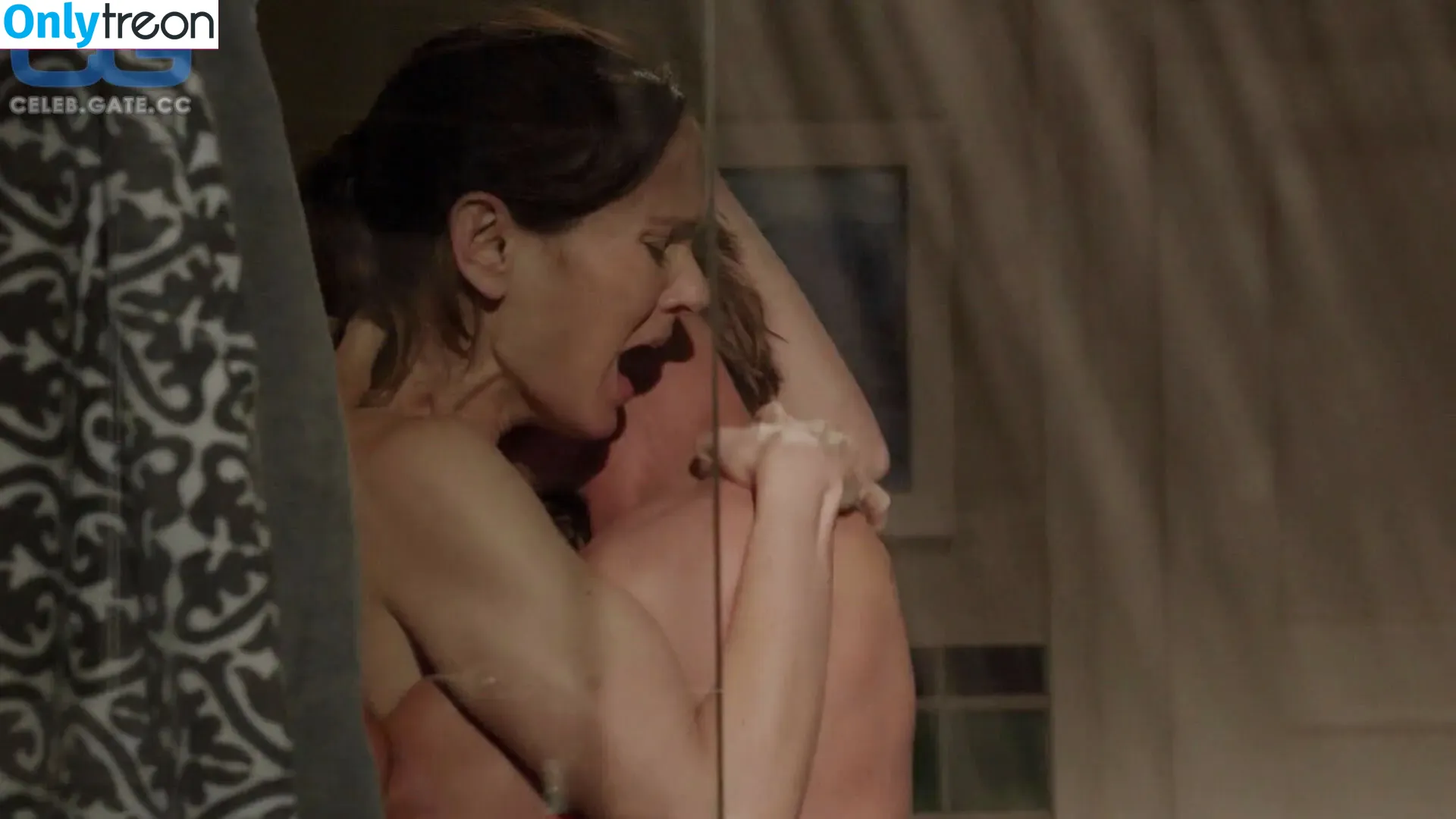 Sarah Wayne Callies nude photo #0056 (sarahwaynecallies)