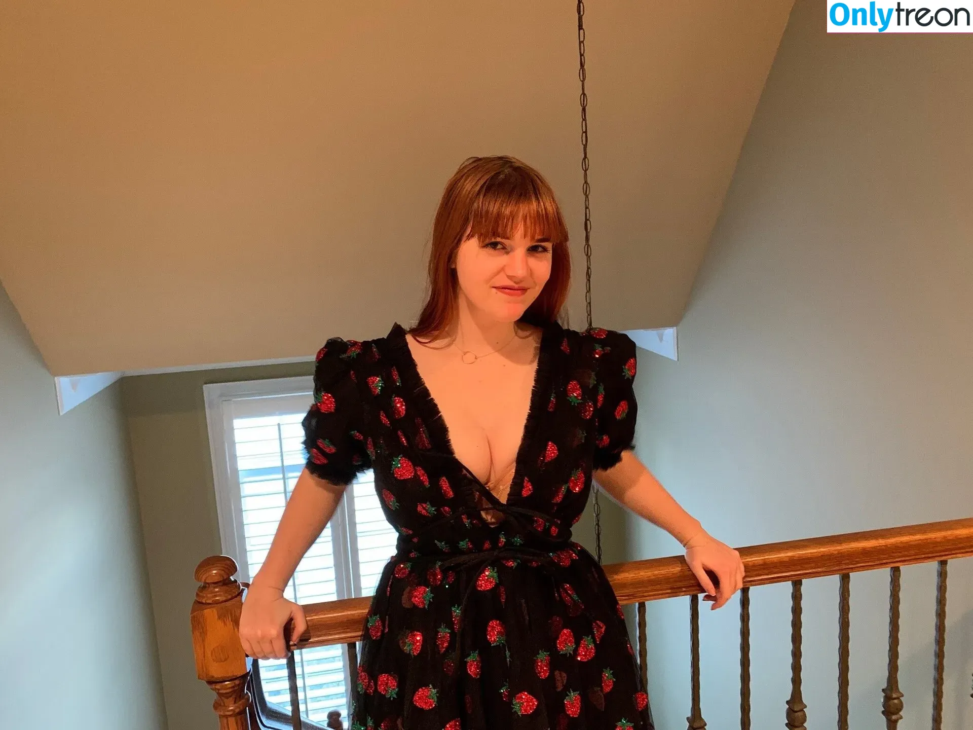 Sarah Z nude photo #0021 (heirrogant / marysuewriter / sarahz)