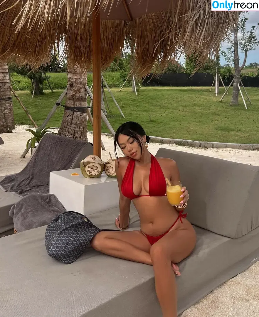 Sarahdvn Sarah Devina nude photo #0016 (asiankellyyy / sarahdvn)