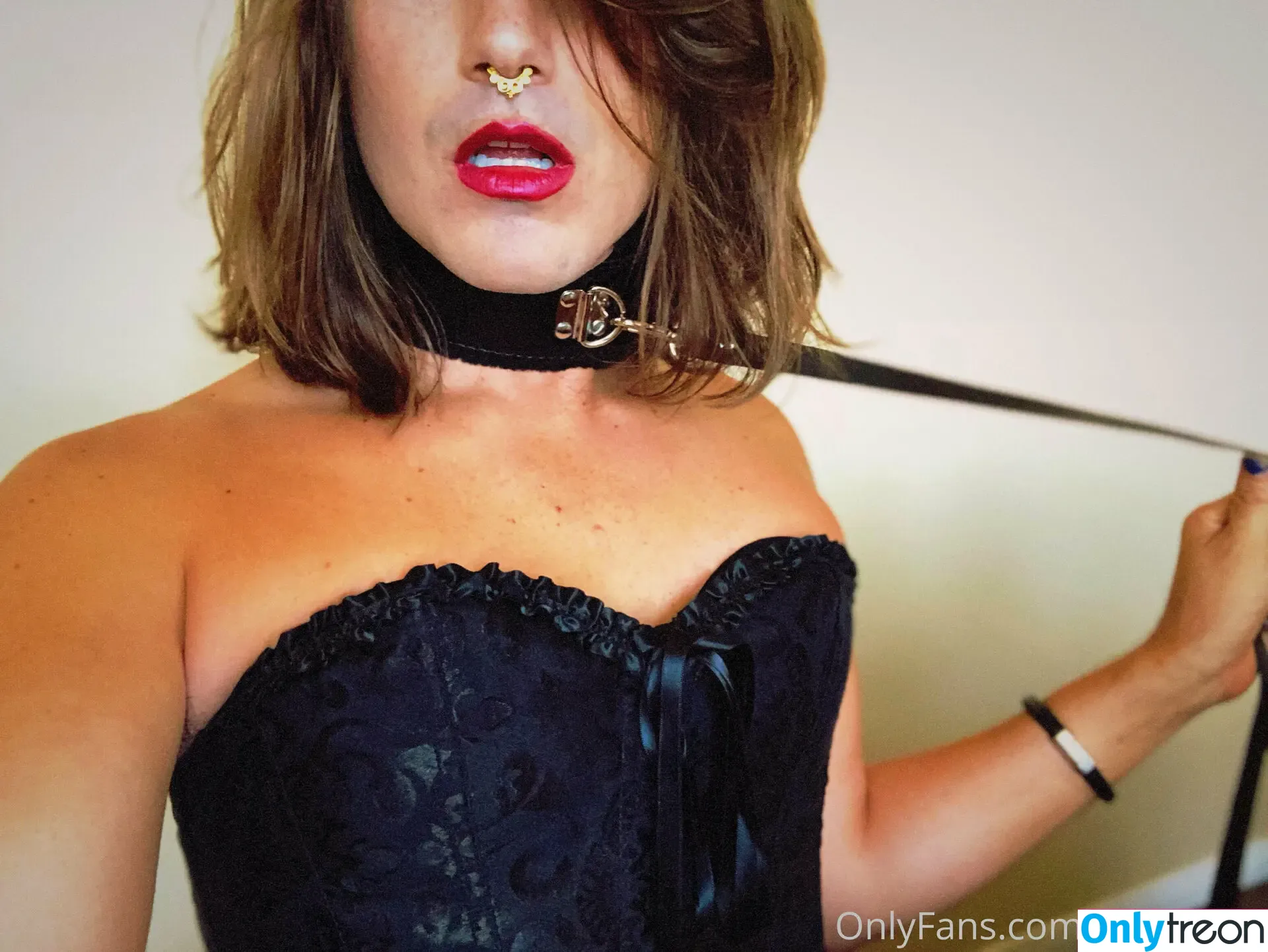 saraheart nude photo #0040 (sarahhartmusic)