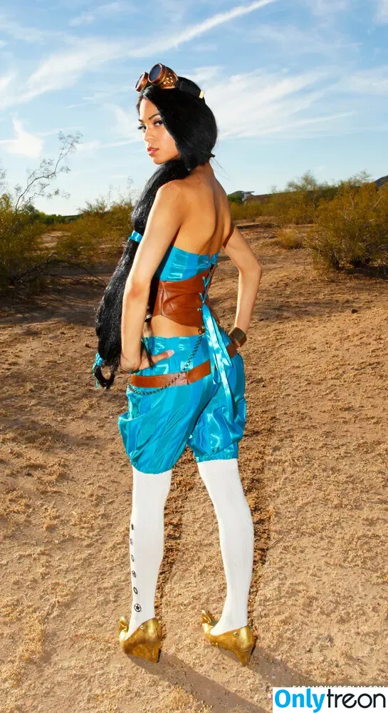 saramoni nude photo #0101 (saramonicosplay)