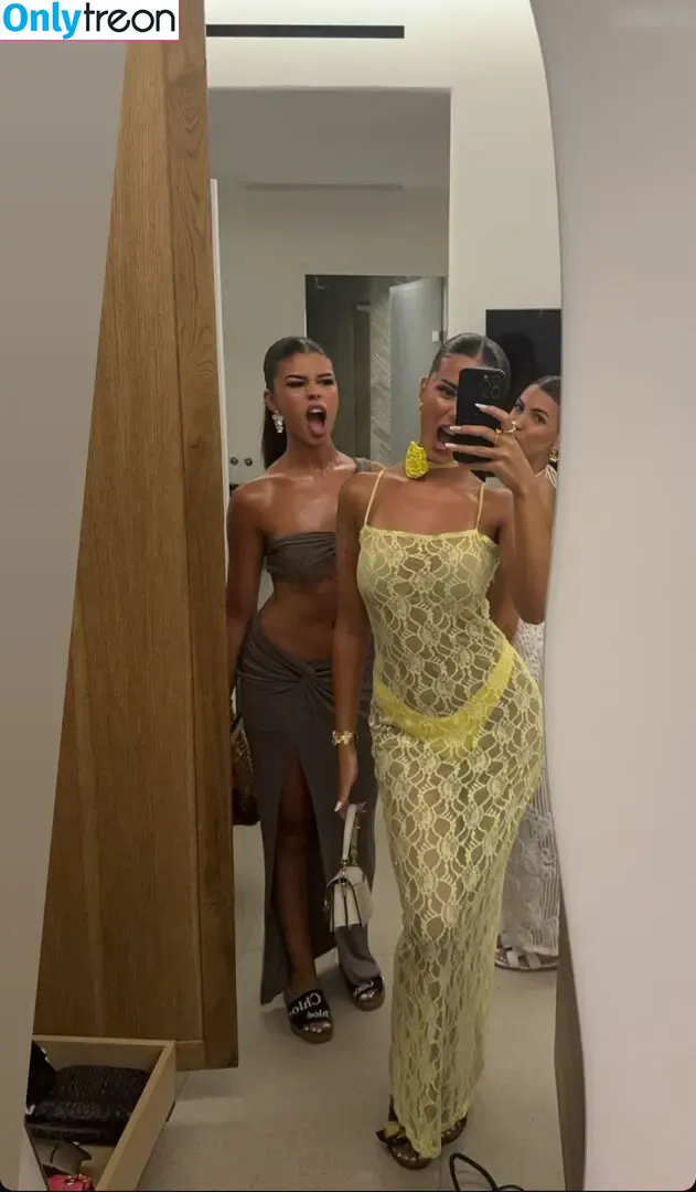saraxrh nude photo #0036 (saraxrh)