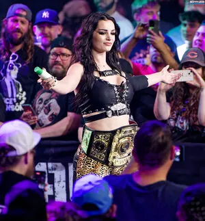 Saraya Bevis / realpaigewwe фото голая #0164