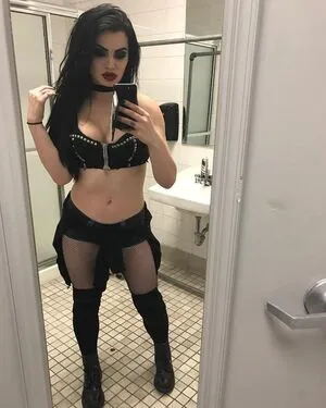 Saraya Bevis / realpaigewwe nude photo #0227