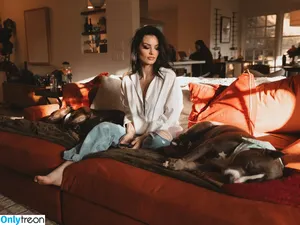Saraya Bevis / realpaigewwe nude photo #0383