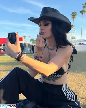 Saraya Bevis / realpaigewwe nude photo #0398