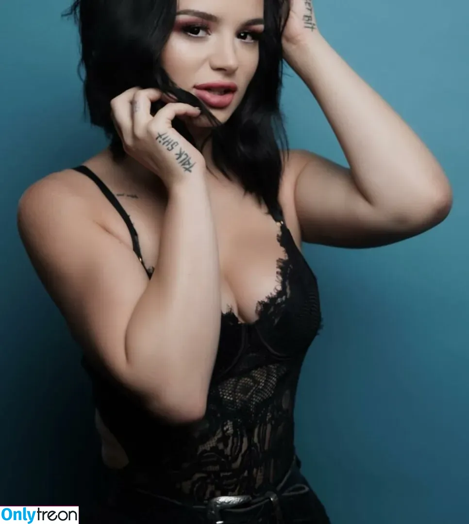 Saraya Bevis nude photo #0025 (realpaigewwe)