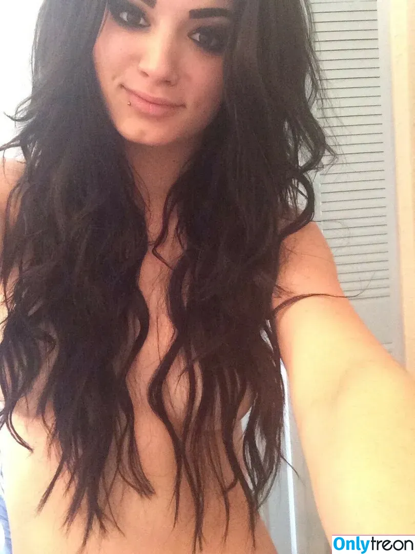 Saraya Bevis nude photo #0112 (realpaigewwe)