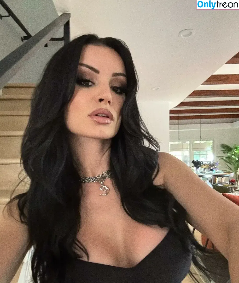 Saraya Bevis nude photo #0404 (realpaigewwe)