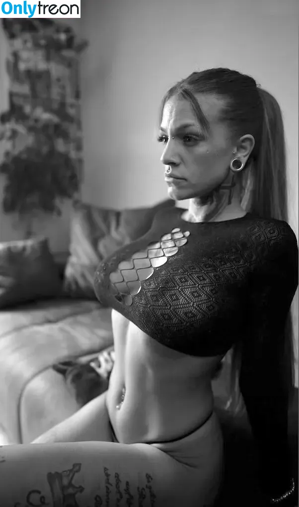 Sarina Denise nude photo #0019 (dirtysecrect / sarina_shizk)