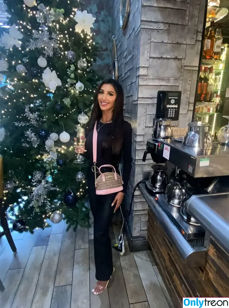 Sarina Jasmine голая photo #0092 (sarinajasmine / sarinajasminee)