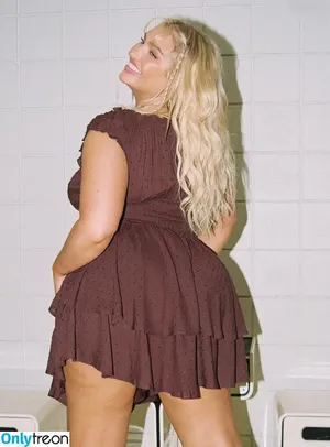 Sarina Nowak / sarinanowak nude photo #0210