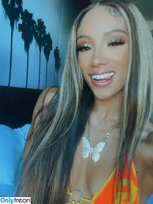Sasha Banks / sashabankswwe / soxysasha nude photo #1989