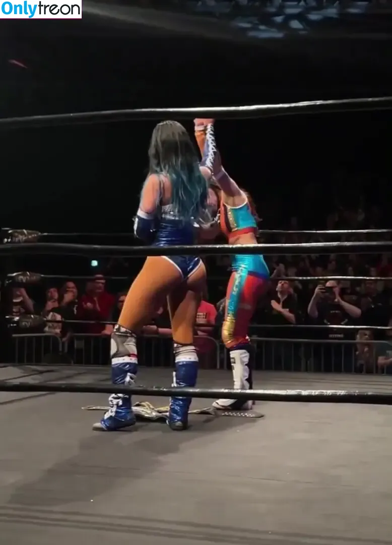 Sasha Banks nude photo #1684 (sashabankswwe / soxysasha)