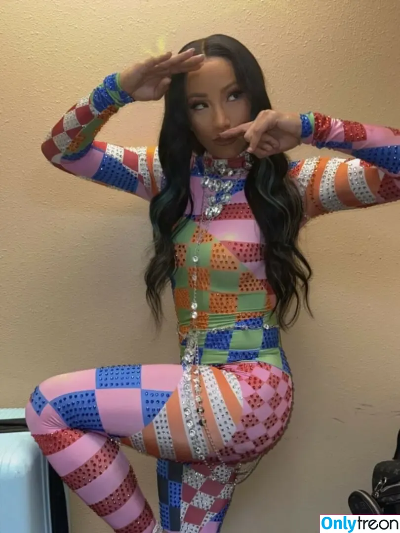 Sasha Banks nude photo #1700 (sashabankswwe / soxysasha)